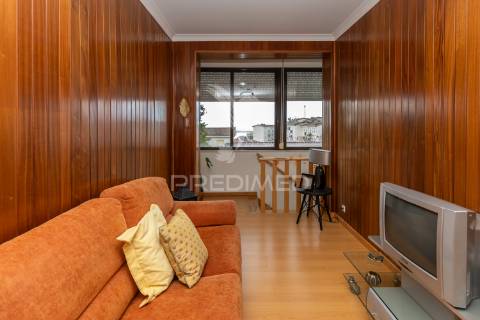 Andar moradia t3 , com garagem,setúbal.