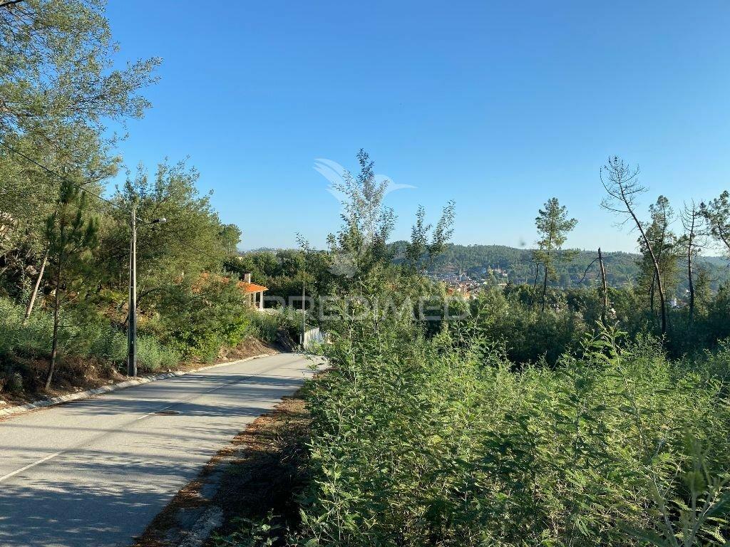 Terreno para construção de moradia isolada