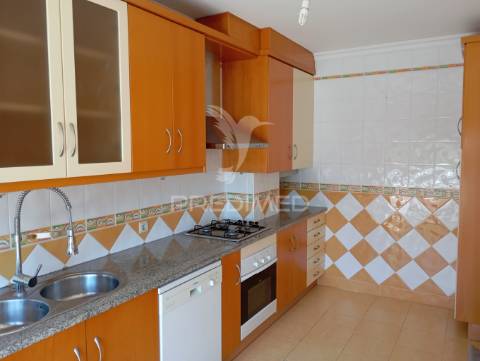 Apartamento t2 duplex garagem varandas  na foz do arelho