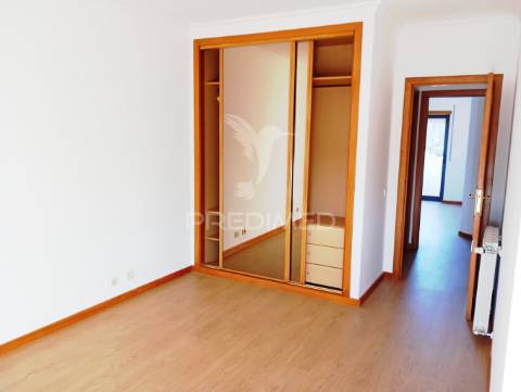 Apartamento t2 duplex garagem varandas  na foz do arelho