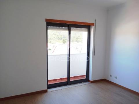 Apartamento t2 duplex garagem varandas  na foz do arelho