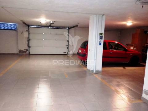 Apartamento t2 duplex garagem varandas  na foz do arelho