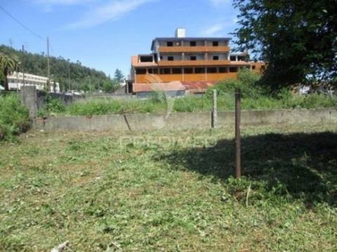 Terreno com potencial em zona residencial consolidada – carvalhos, vila nova gaia