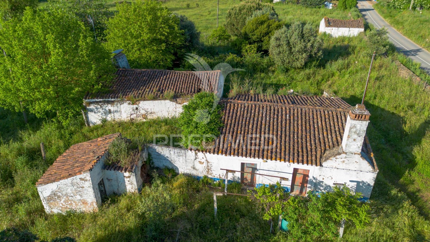 Herdade de 15ha com monte em estremoz
