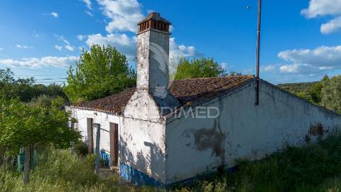 Herdade de 15ha com monte em estremoz