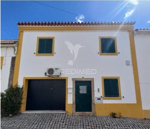 Moradia em vale do peso