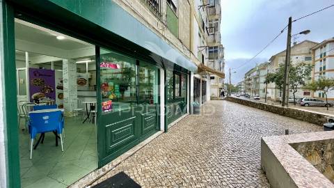 Café para venda no laranjeiro, almada