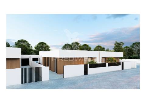 Moradia t4 térrea, com 3 suites e piscina no condomínio tower village