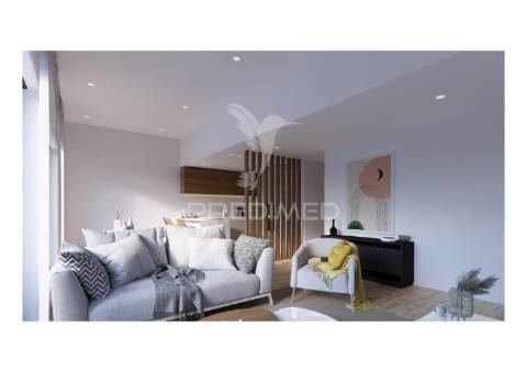 Moradia t4 térrea, com 3 suites e piscina no condomínio tower village