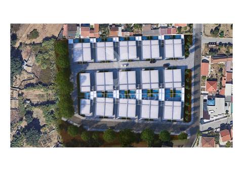Moradia t4 térrea, com 2 suites e piscina no condomínio tower village