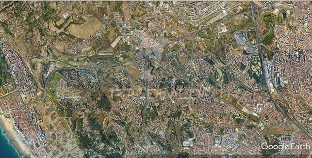 Terreno na sobreda caparica, perto de praias e de lisboa.