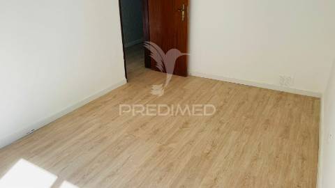 T2 - arrendamento - alto do seixalinho, lavradio