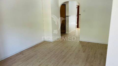 T2 - arrendamento - alto do seixalinho, lavradio