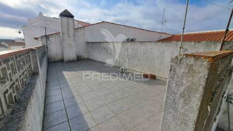 Casinha típica alentejana t2 com quintal e terraço