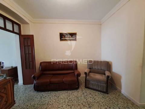 Casinha típica alentejana t2 com quintal e terraço