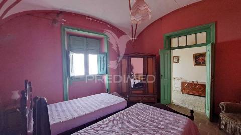 Casinha típica alentejana t2 com quintal e terraço