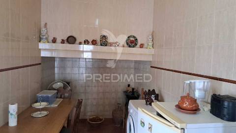 Casinha típica alentejana t2 com quintal e terraço