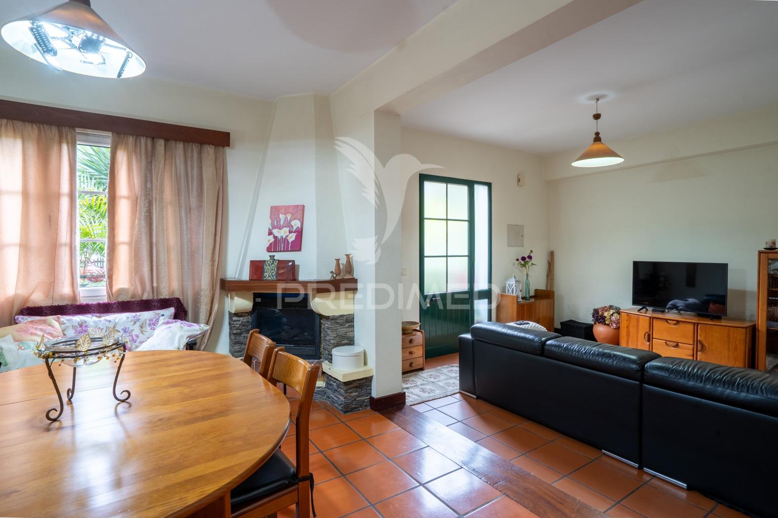 Moradia t3 isolada com garagem e quintal – machico