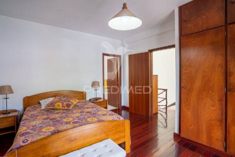 Moradia t3 isolada com garagem e quintal – machico