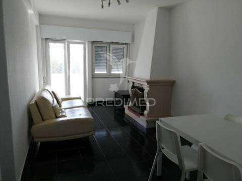 Apartamento t3 no centro de grândola