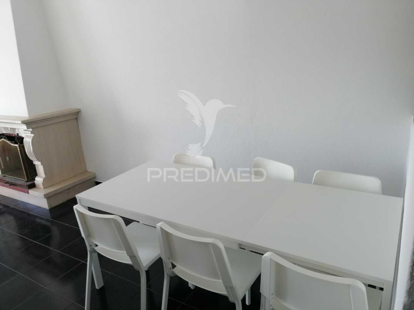 Apartamento t3 no centro de grândola