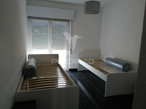 Apartamento t3 no centro de grândola