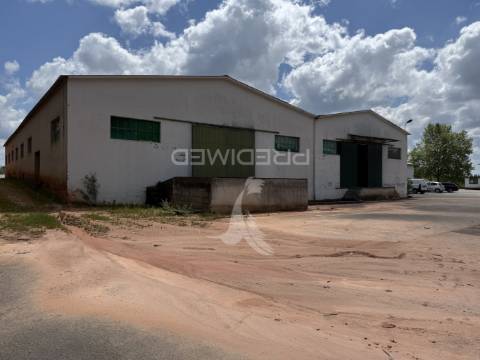 Armazéns c/ 4ha, zona industrial de ourém