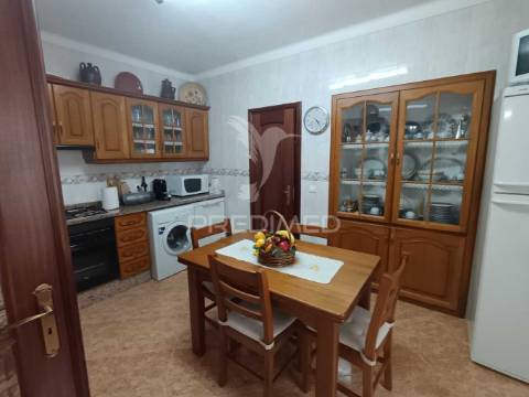 Moradia t3 em vila boim – conforto e tradição no coração do alentejo