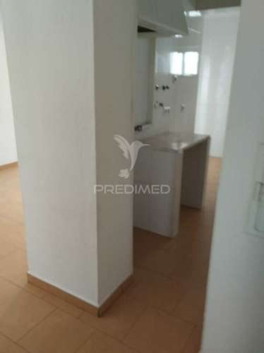 Casa fração t3 no atalaião. um 1º andar totalmente desocupado.