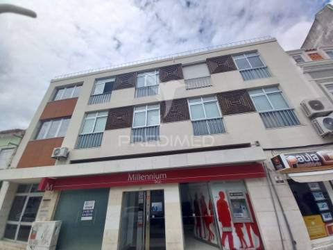 Apartamento t2 montijo (centro) 245.000€