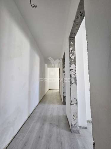 Vende-se apartamento t2 remodelado em setúbal