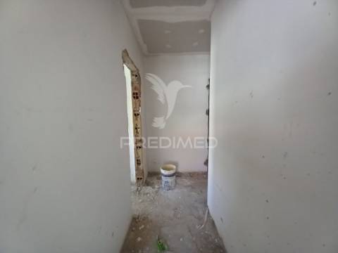 Vende se t2 liceu/vanicelos setúbal 255000€