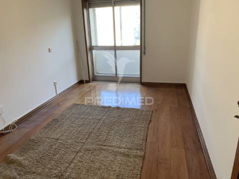 Apartamento t3+1  no coração de braga – ideal para investimento ou habitação própria
