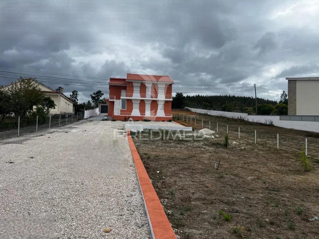 Moradia isolada t6-terreno 1.233m2-granja ulmeiro, soure, coimbra