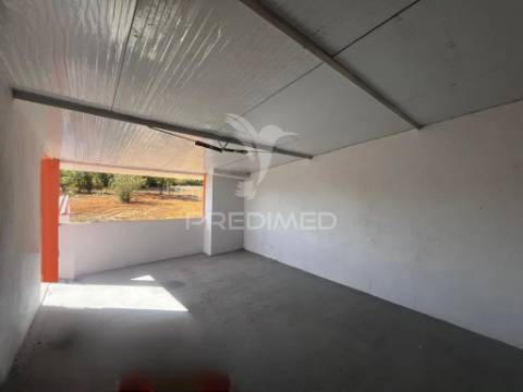 Moradia isolada t6-terreno 1.233m2-granja ulmeiro, soure, coimbra