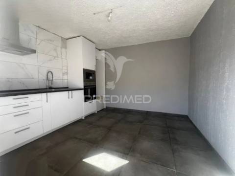 Moradia isolada t6-terreno 1.233m2-granja ulmeiro, soure, coimbra
