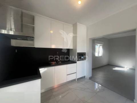 Moradia isolada t6-terreno 1.233m2-granja ulmeiro, soure, coimbra