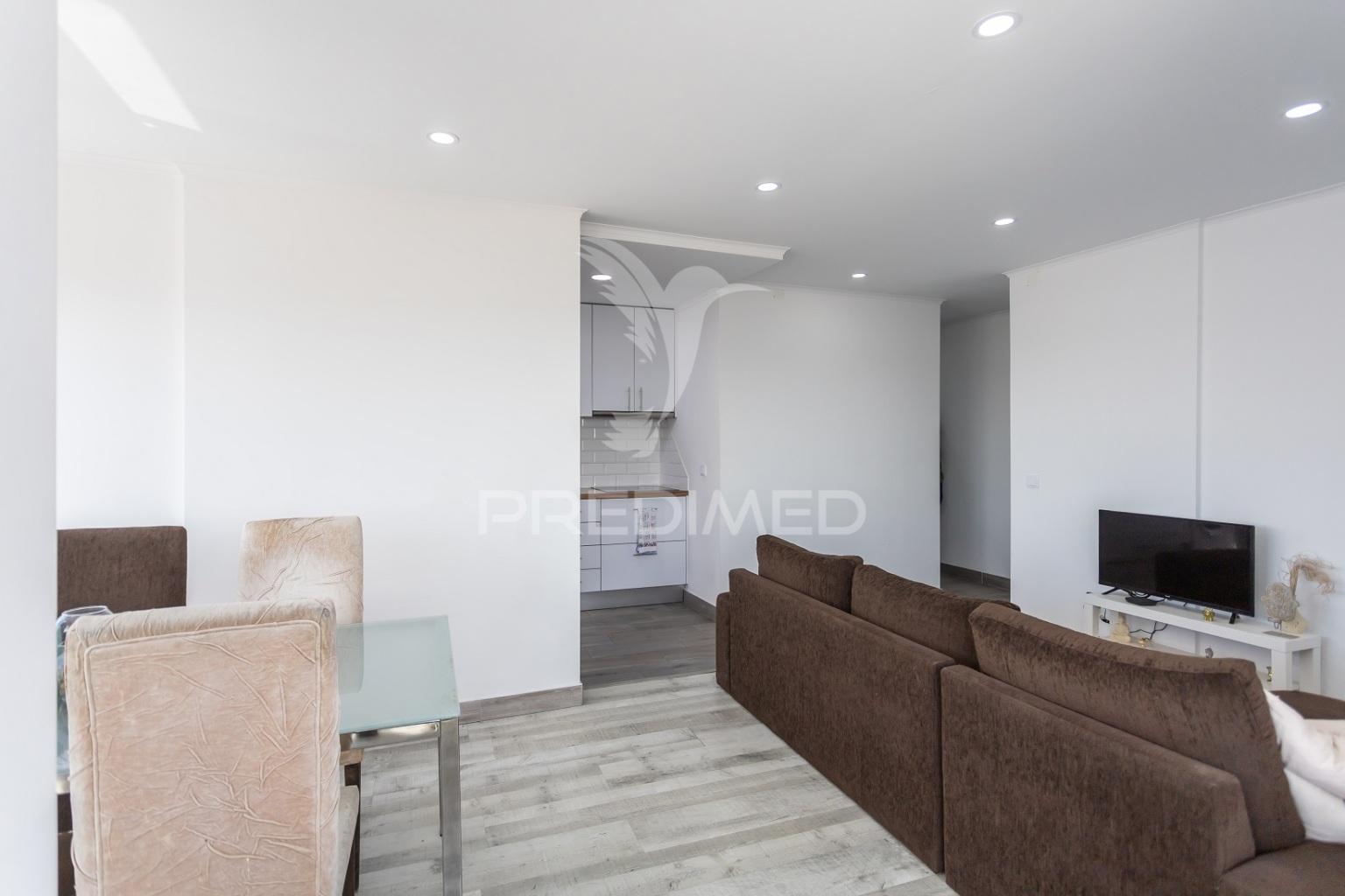 Apartamento t3 barreiro, completamente remodelado