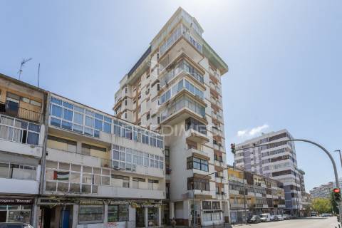 Apartamento t3 barreiro, completamente remodelado