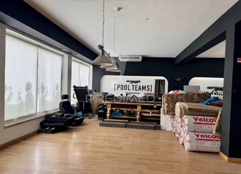 Investimento espaço comercial/habitacional em fátima