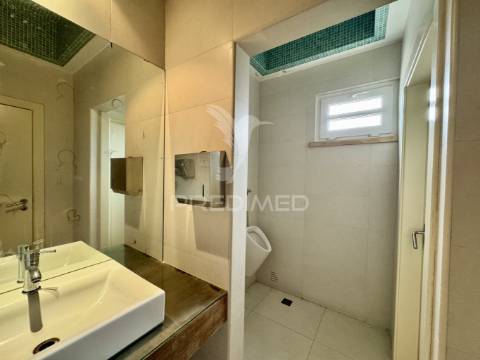 Investimento espaço comercial/habitacional em fátima