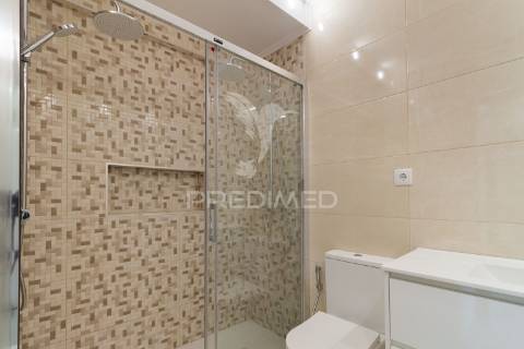 Apartamento t3-  remodelação completa  - 280.000 € - seixal - arrentela