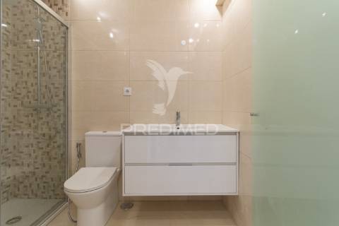 Apartamento t3-  remodelação completa  - 280.000 € - seixal - arrentela