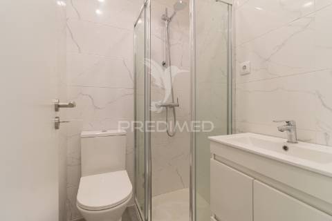 Apartamento t3-  remodelação completa  - 280.000 € - seixal - arrentela