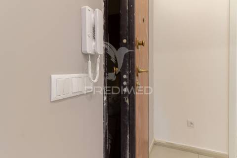 Apartamento t3-  remodelação completa  - 280.000 € - seixal - arrentela
