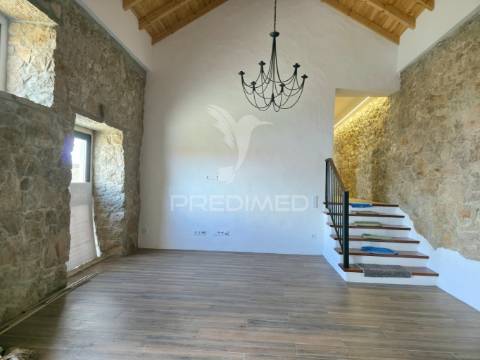 Moradia t3 – chãos, alcobertas, serra dos candeeiros