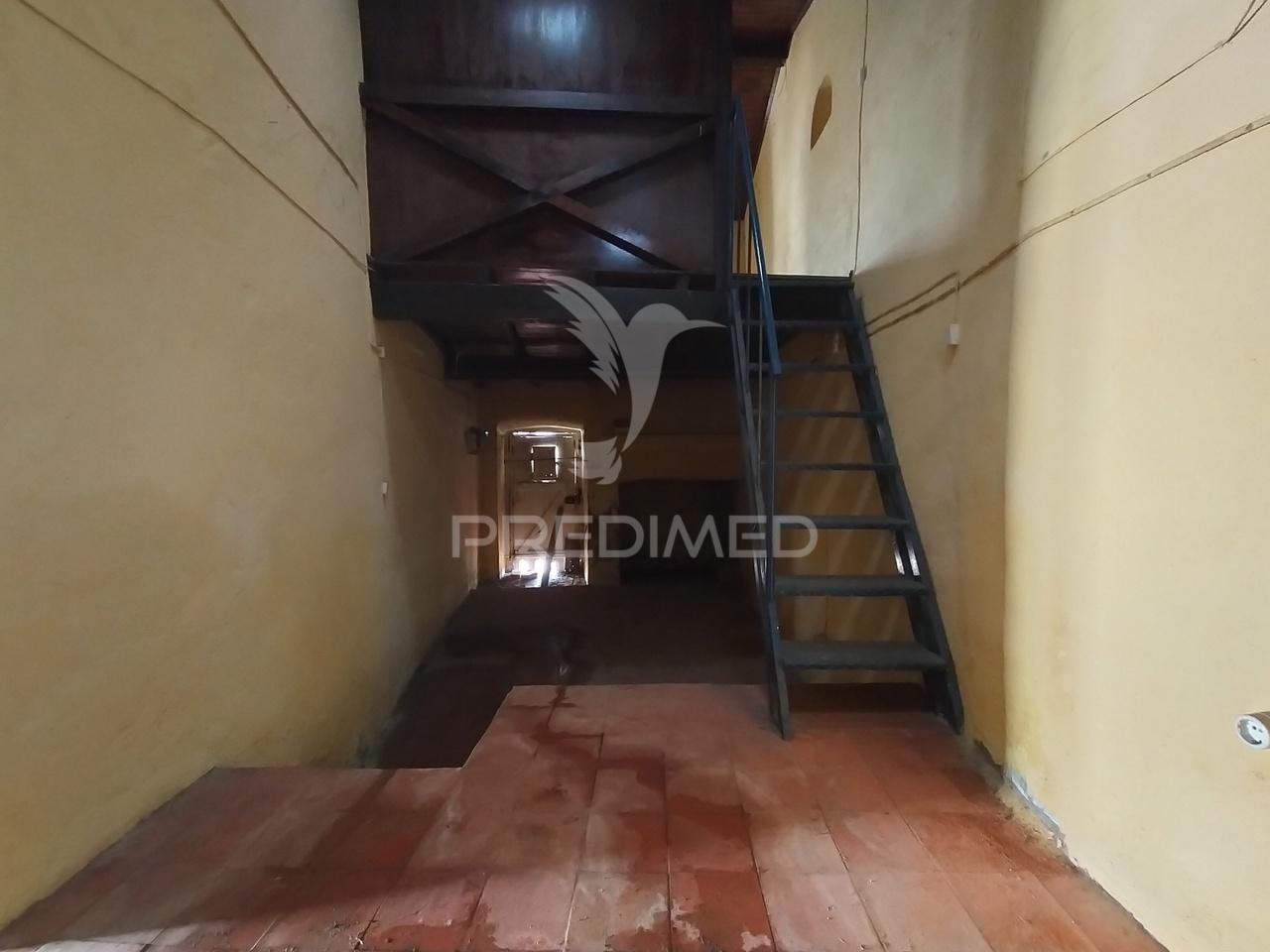 Alentejo moradia para recuperar em vaiamonte