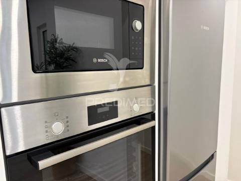 Apartamento t2 na zona histórica do seixal - frente ribeirinha