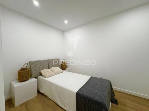 Apartamento t2 na zona histórica do seixal - frente ribeirinha