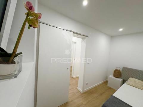 Apartamento t2 na zona histórica do seixal - frente ribeirinha